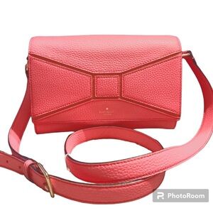 Kate Spade Bridge Place Betsi
Flamingo Pebbled Leather Crossbody NWOT